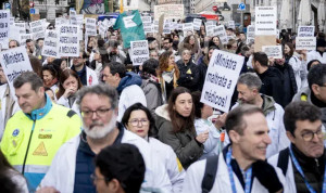 Los médicos pierden 123.000 euros de pensión por el tope máximo legal