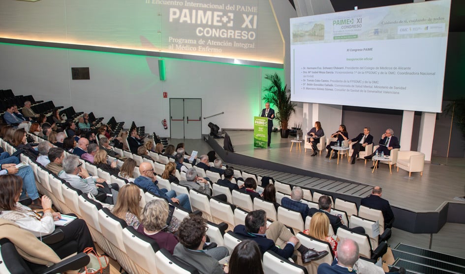 Los médicos acuerdan una política estructural a favor de la salud mental de sus integrantes.