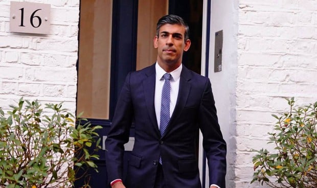 Rishi Sunak, primer ministro de Reino Unido, cuyos MIR han convocado una huelga de seis días.