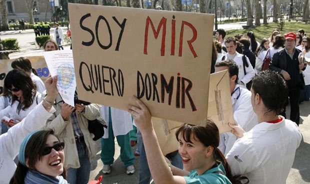 Los MIR, obligados a recuperar guardias perdidas por asistir a congresos