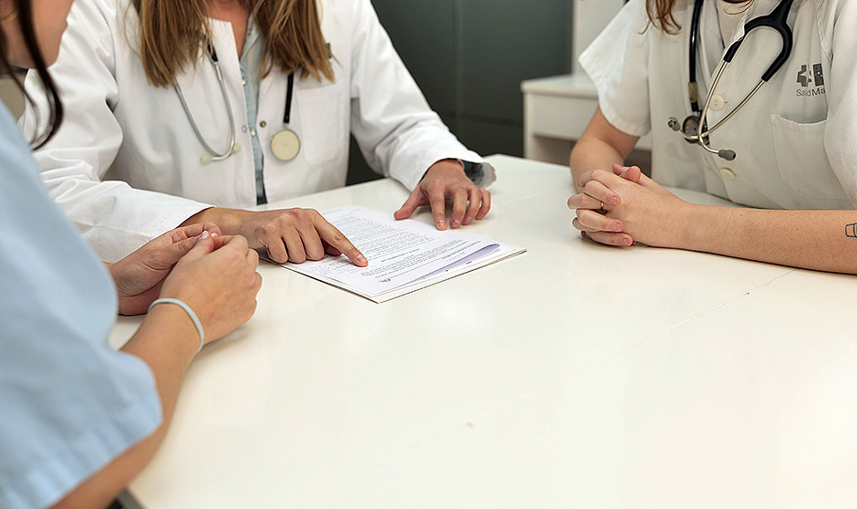 Los MIR piden evaluar a su tutor... aunque la mitad duda de su utilidad