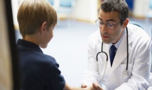 Los pediatras madrileños defienden el nuevo horario de los centros de salud
