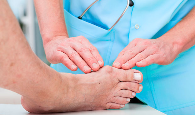 Los podólogos exigen su incorporación al SNS para ahorrar costes