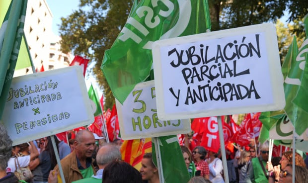 Los sindicatos barajan una jubilación parcial con relevo vía Estatuto Marco
