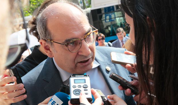 Los sindicatos exigen funcionarios que vigilen la paridad en Osakidetza