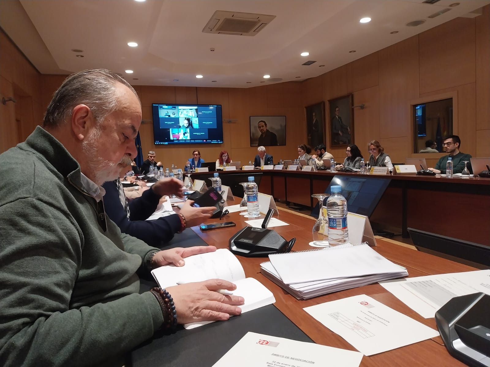 Reunión del Ámbito de Negociación, que sigue trabajando para reformar el Estatuto Marco