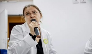 Ángela Hernández reclama una estrategia sanitaria a largo plazo a Madrid.