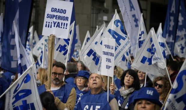 TES reivindica su homogeneización y acceso al sistema sanitario público