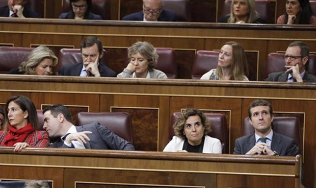 Los tres 'nombres sanitarios' del PP para un Congreso en vacaciones