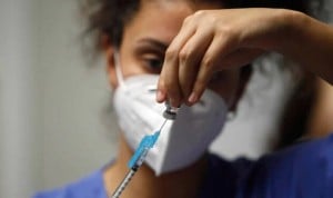 Los vacunados contagian 12 veces menos el Covid-19 que los no vacunados