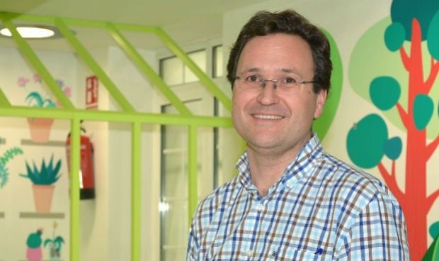 Lucas Moreno Martín, jefe de Oncohematología Pediátrica del Vall d'Hebron
