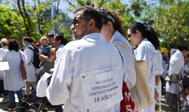 Madrid convoca 3.120 plazas para médicos interinos en concurso de méritos