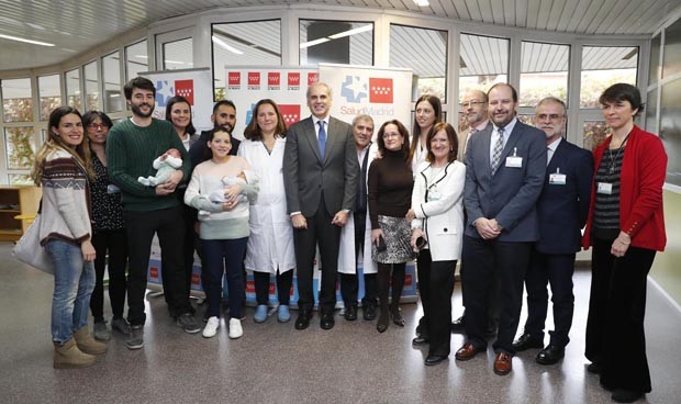 Madrid extiende su programa para citar a recién nacidos en Primaria
