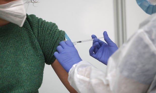 Madrid fija seis criterios para administrar la vacuna del herpes zóster