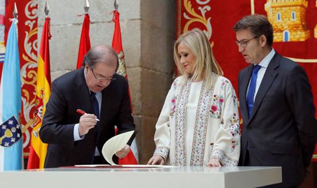 Madrid, Galicia y Castilla y León aprueban compartir servicios sanitarios