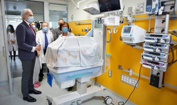 Madrid inaugura la nueva UCI neonatal del Hospital de La Paz