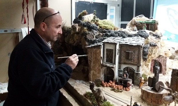 Madrid premia el Belén hospitalario "en el que ocurren cosas"