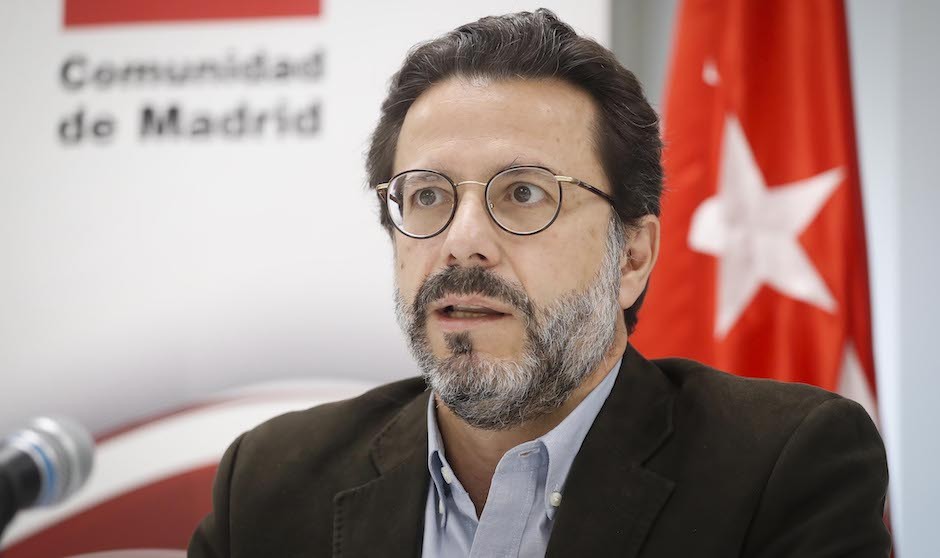 Madrid suma a las farmacias en sus ayudas a empresas afectadas por el Covid
