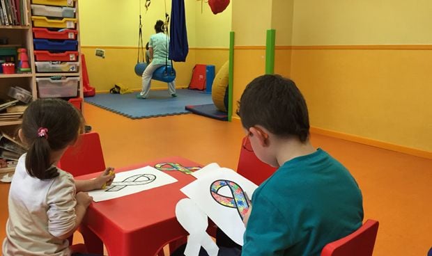 Manises organiza actividades de sensibilización para niños con autismo