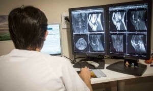 Manises, pionero en nuevas tecnologías para mejorar las prótesis de rodilla