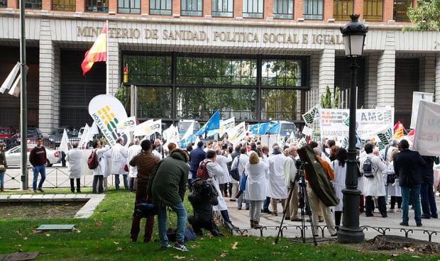 Los médicos ultiman los preparativos para la huelga del 13 de junio. 