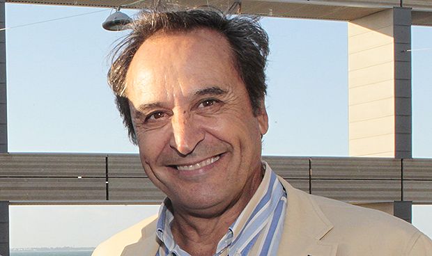 Manuel Ponce perjudica a Almirall mintiendo e intentando colarse