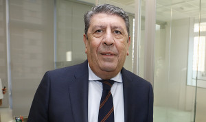 Manuel Vilches ficha por la tabacalera Philips Morris International