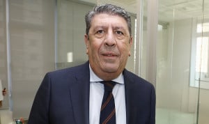 Manuel Vilches ficha por la tabacalera Philips Morris International