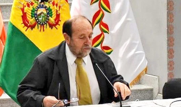 El ministro de Salud de Bolivia declara por el supuesto sobrecoste de unos respiradores comprados en España
