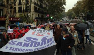 Marea Blanca pide desobedecer al Constitucional y dar sanidad a sin papeles