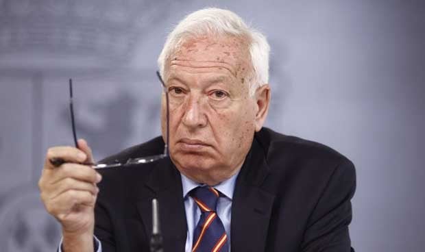 Margallo llama a Downing Street para que pague la sanidad de sus británicos