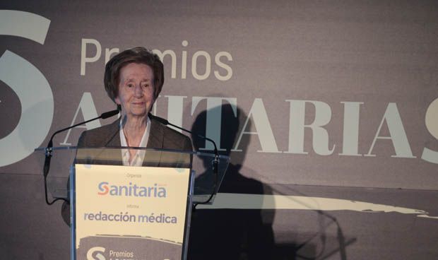 Margarita Salas: "Hay muchas mujeres en la sanidad que merecen este premio"