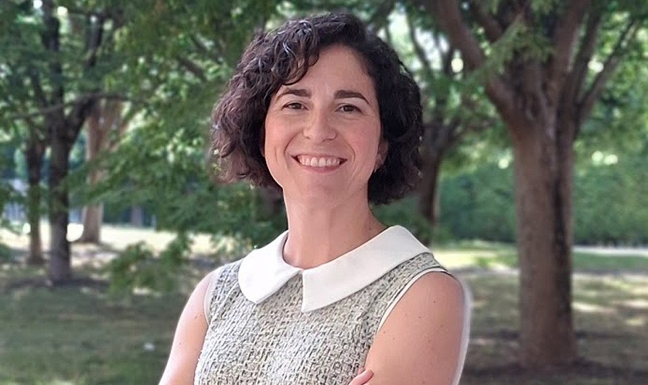  María Barrios, jefa de Sección Investigación e Innovación del Servicio de Planificación, Estrategia Sanitaria e Investigación de la Dirección General de Salud de Navarra.