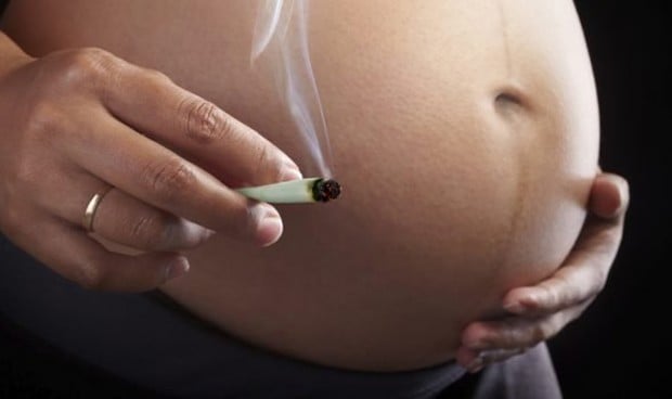 Marihuana durante el embarazo: bajo peso, hipoglucemia y hasta muerte fetal