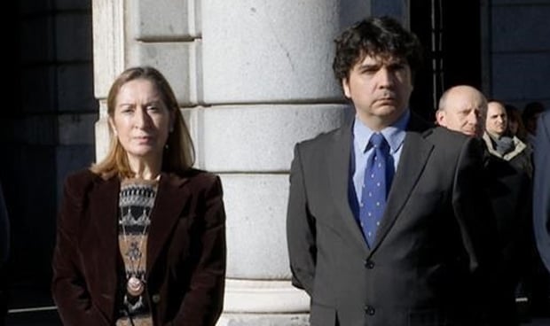 El secretario de Estado desvela quién es su maestra en gestión pública