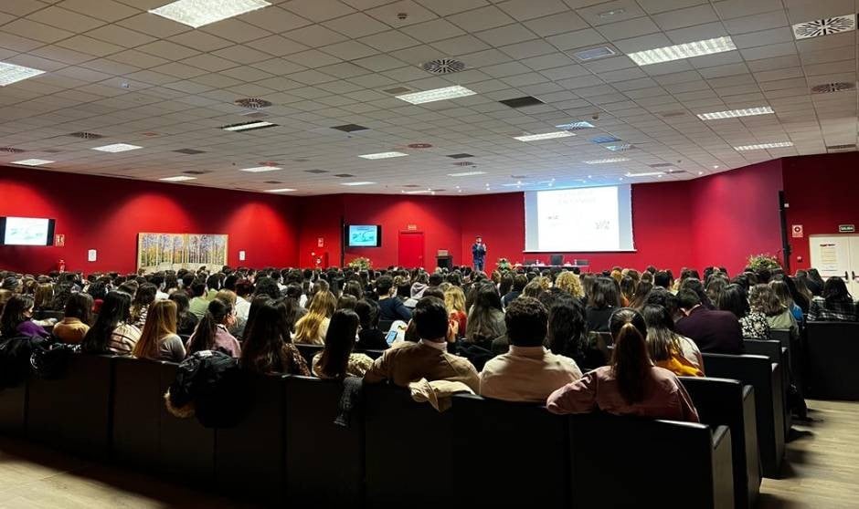 Más de 5.000 aspirantes en las Jornadas PostMIR y EIR de CTO: "Un éxito"