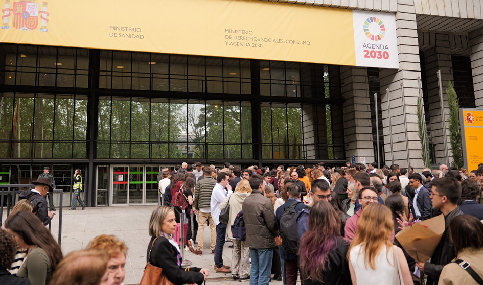 Más incomparecencias que adjudicaciones por primera vez en el MIR 2025