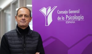 Más profesionales que pulseras: el cortafuegos psicólogo contra las llamas