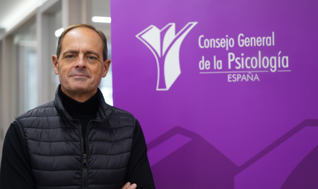 Más profesionales que pulseras: el cortafuegos psicólogo contra las llamas