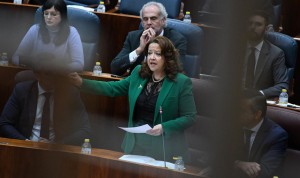   La consejera de Sanidad de Madrid, Fátima Matute, en su intervención durante el pleno de la Asamblea