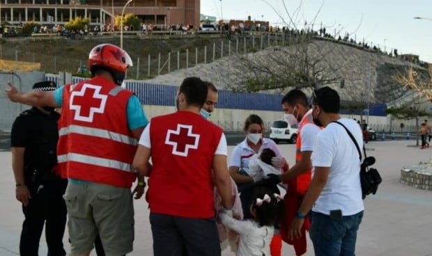 Los médicos de Ceuta: turnos "de 2 días" y "riesgo de descontrol del Covid"