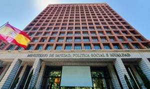 Médicos extranjeros: así los contrata cada CCAA