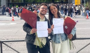Médicos reaccionan a la historia de amor del MIR 2026: "Les deseo lo mejor"