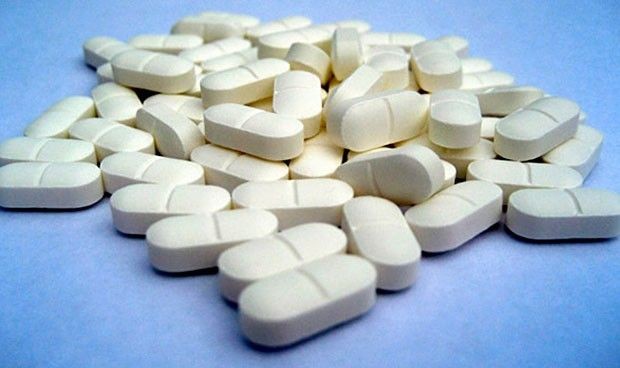 Un estudio describe nuevos riesgos del ibuprofeno y prioriza el paracetamol