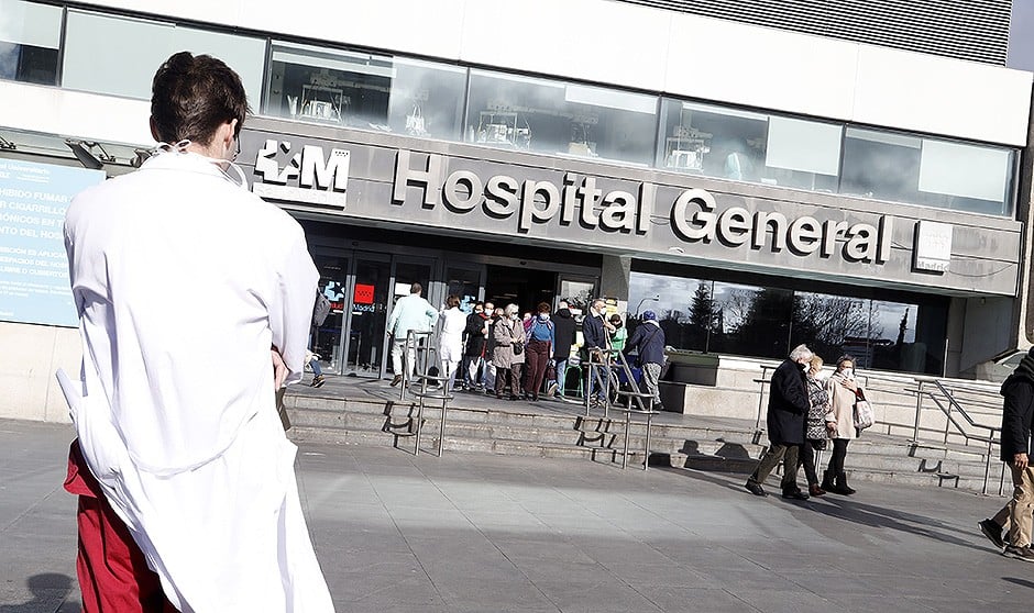 Sanitarios del Hospital La Paz explican cuáles son los sueños y pesadillas que tienen sobre su trabajo al irse a dormir.