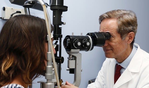 Miranza explica que la pérdida de visión puede ser señal de otros tumores