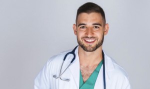 Míster Gay y médico: "Hay sanitarios que no se atreven a salir del armario"
