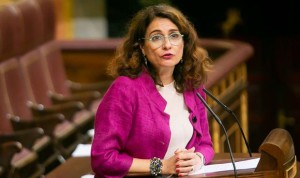 Moncloa devuelve a las sanitarias del SNS el IRPF por la baja de maternidad