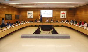 Moncloa niega que la figura del administrativo sanitario genere intrusismo