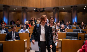 Mónica García anuncia un renovado plan de CAR-T para antes de 2025